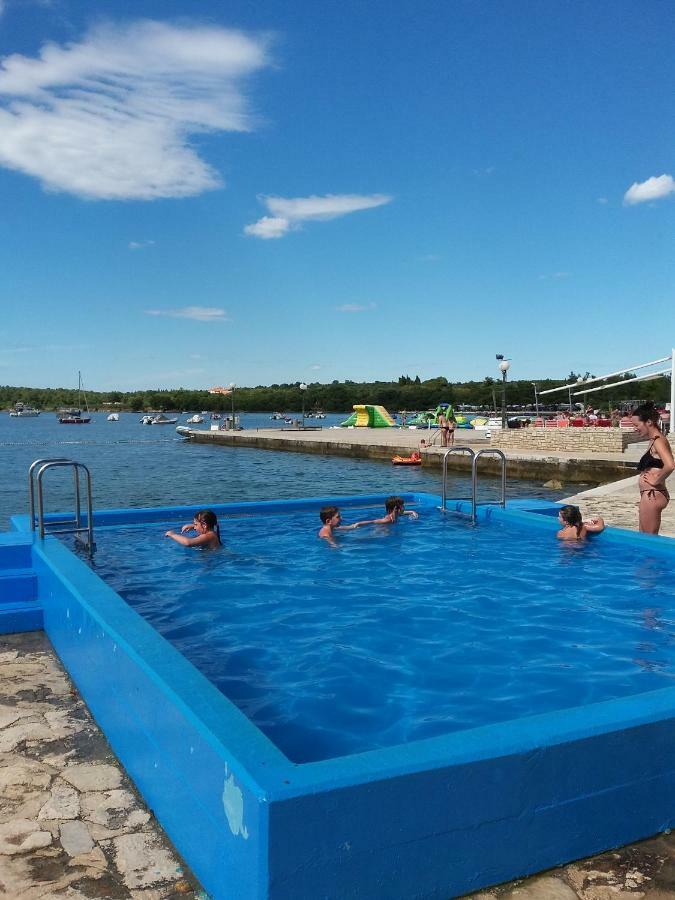 Victoria Mobilehome In Orsera Camping Resort Eksteriør billede