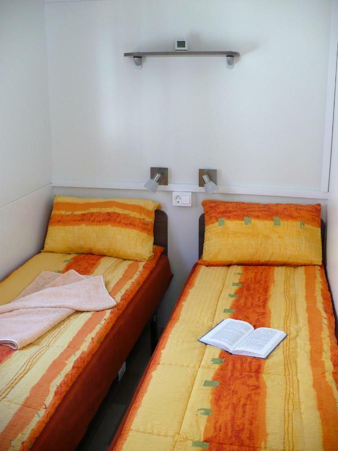 Victoria Mobilehome In Orsera Camping Resort Eksteriør billede